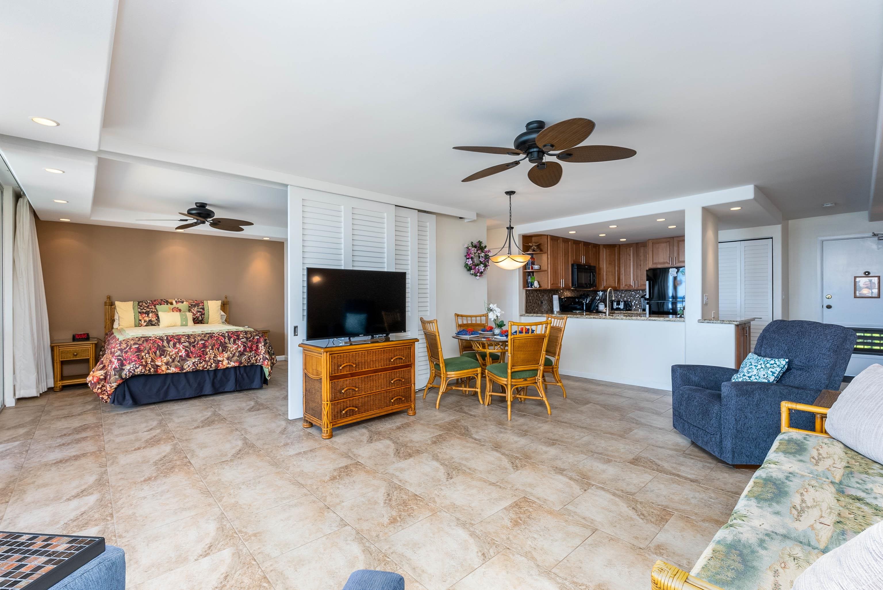 Kahana Manor 211 in Kahana 275,000 Napili/Kahana/Honokowai MLS ID380201 Maui Real Estate