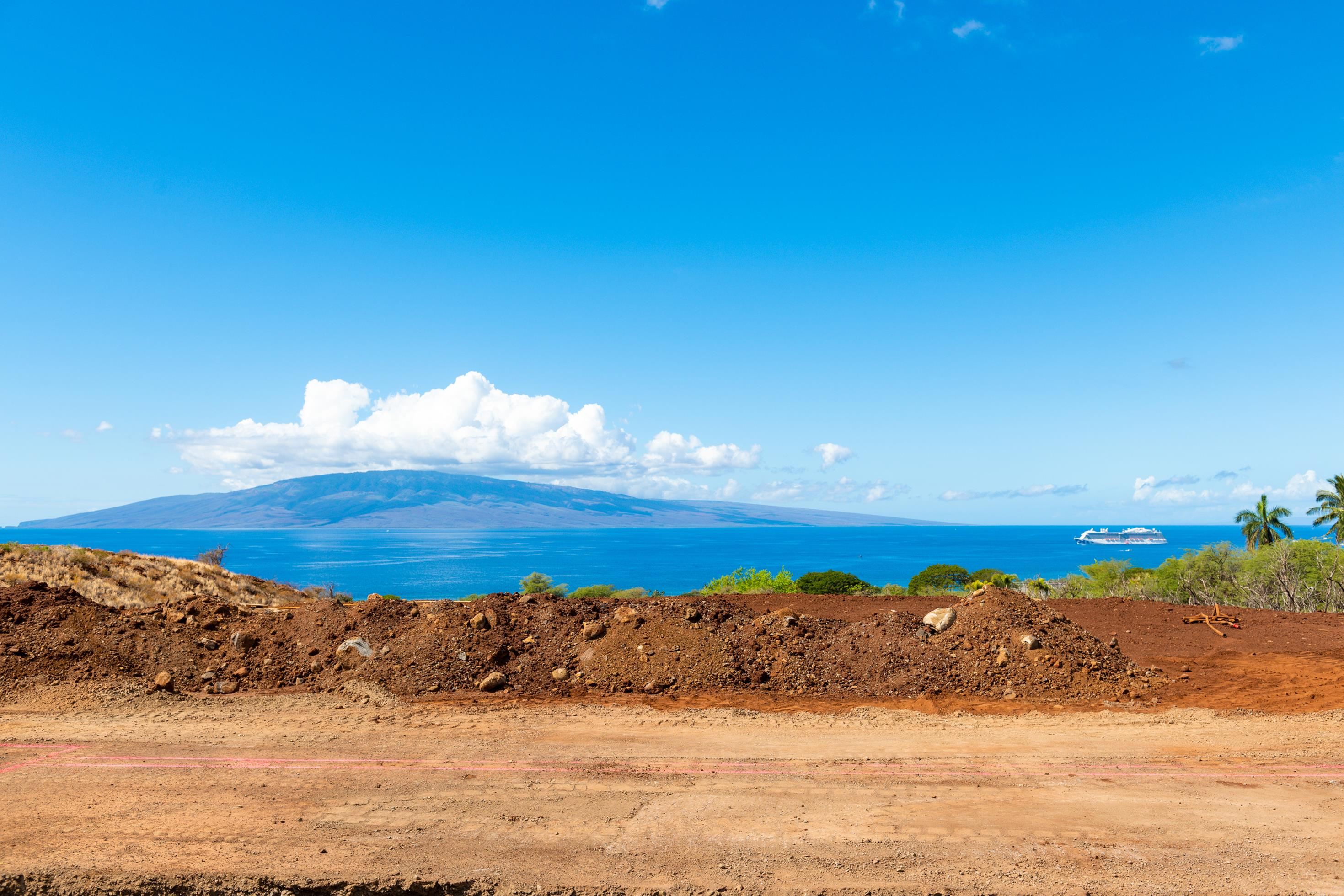 43 Kumu Niu St in Launiupoko 5,950,000 Lahaina MLS ID397730